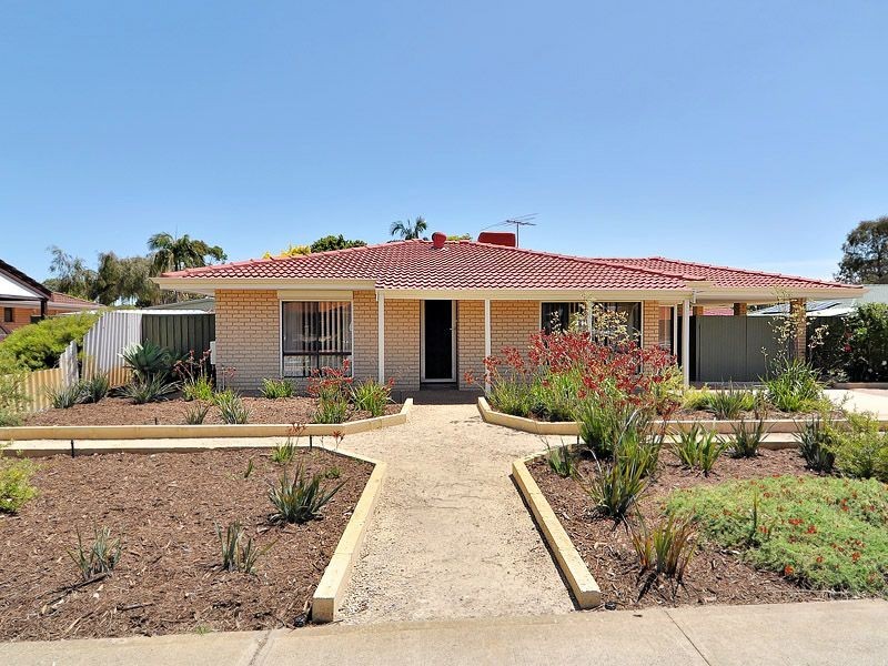 33 Farrington Road, Leeming WA 6149