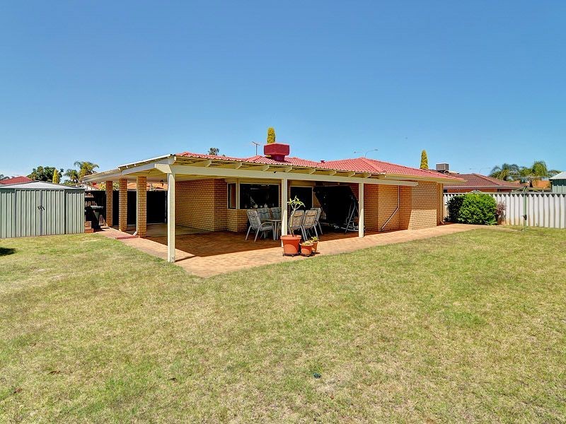 33 Farrington Road, Leeming WA 6149