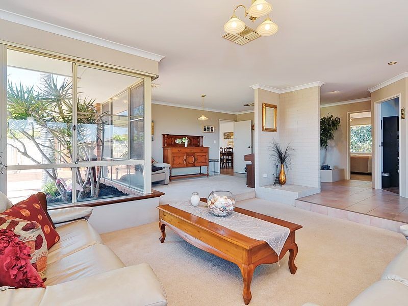 35 Sierra Chase, Leeming WA 6149