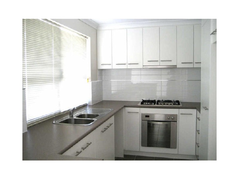 4/5 Cabra Avenue, Seville Grove WA 6112