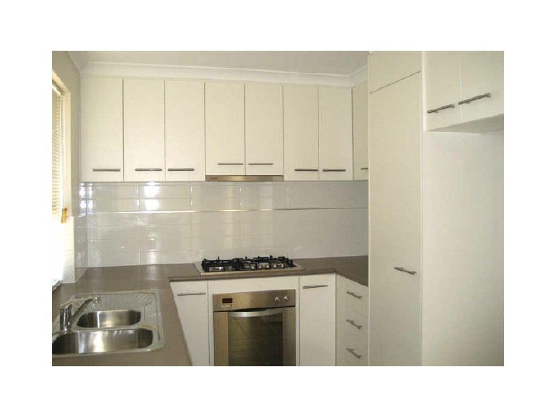 4/5 Cabra Avenue, Seville Grove WA 6112