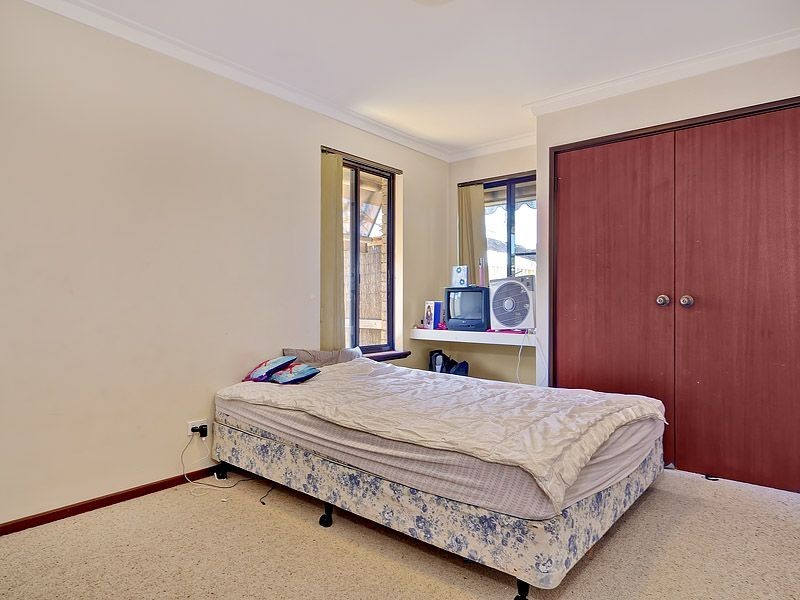 5 Casserly Drive, Leeming WA 6149