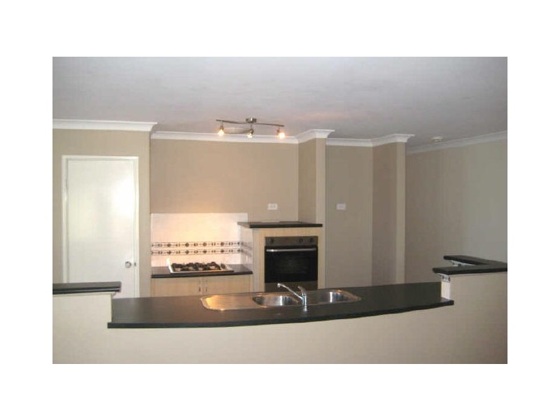 25 Champion Drive, Bertram WA 6167