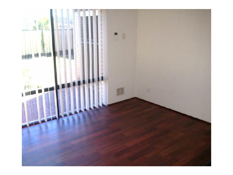 25 Champion Drive, Bertram WA 6167