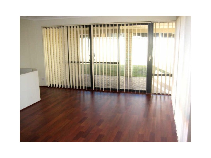 25 Champion Drive, Bertram WA 6167