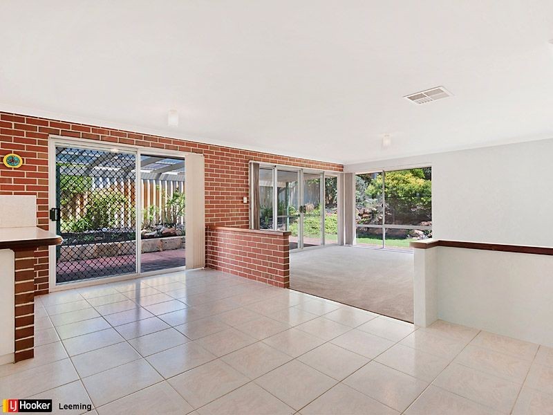 23 Fern Leaf Court, Leeming WA 6149