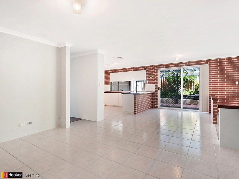 23 Fern Leaf Court, Leeming WA 6149