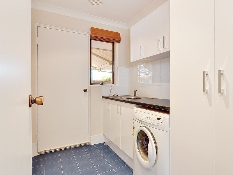 11 Ashton Place, Leeming WA 6149