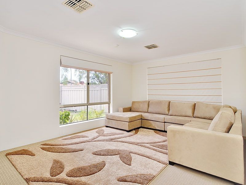 20 Brooke Gardens, Bateman WA 6150