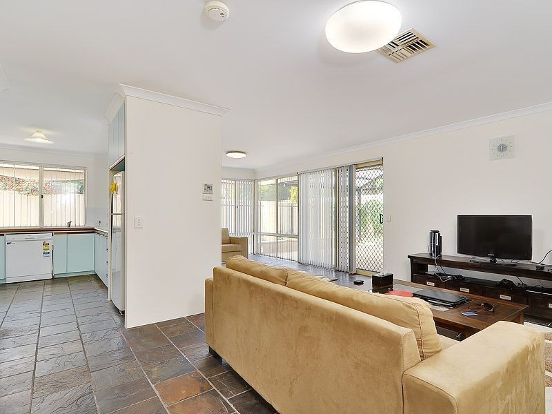 20 Brooke Gardens, Bateman WA 6150