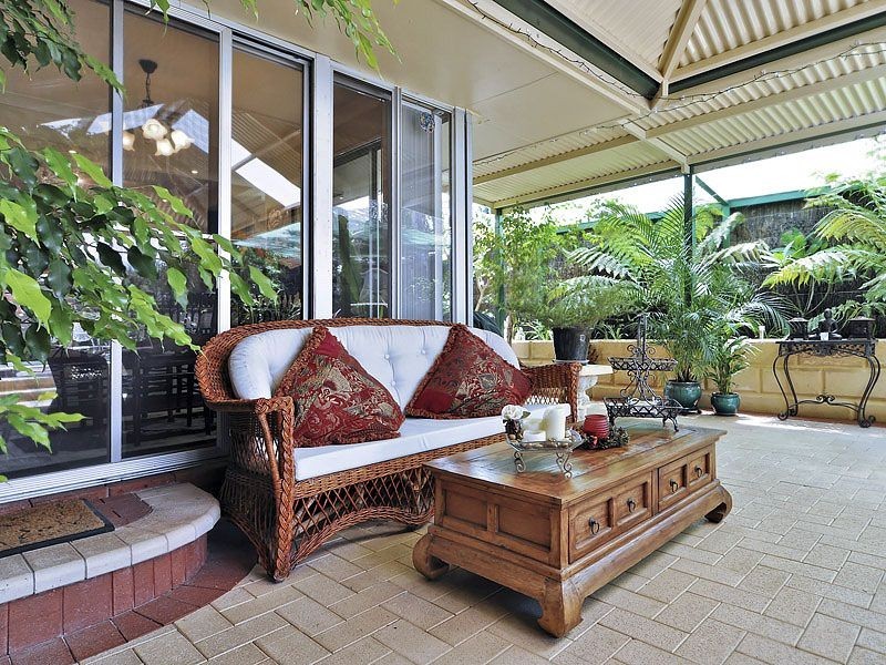 21 Sellen Court, Leeming WA 6149