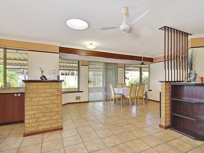 17 Glenway Loop, Cooloongup WA 6168