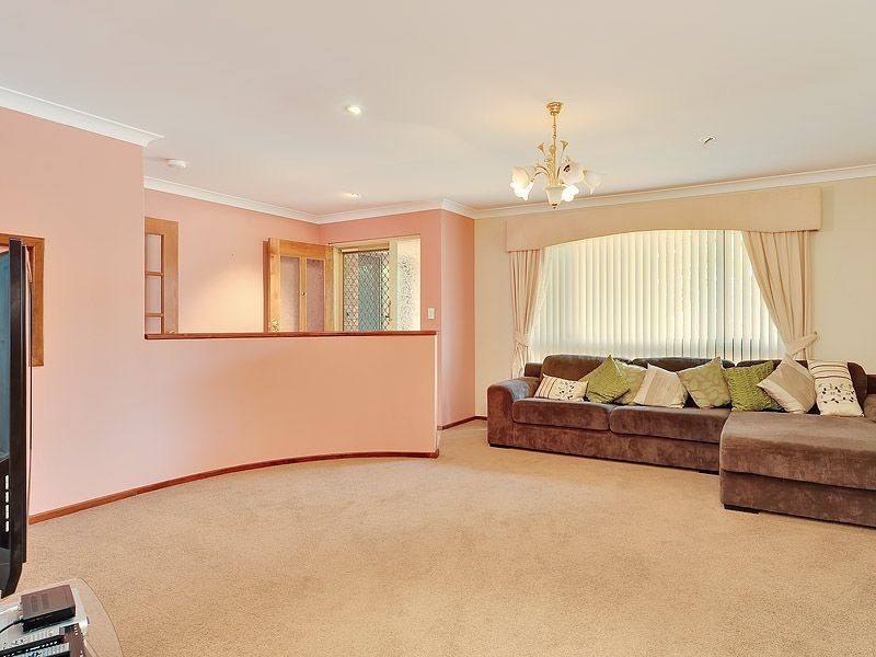 4 Grenfell Way, Leeming WA 6149