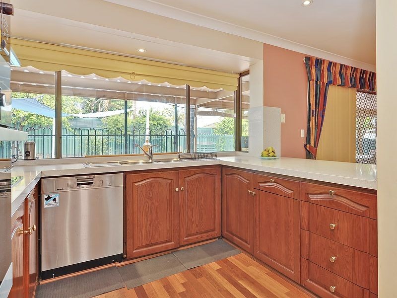 4 Grenfell Way, Leeming WA 6149