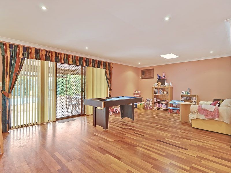 4 Grenfell Way, Leeming WA 6149