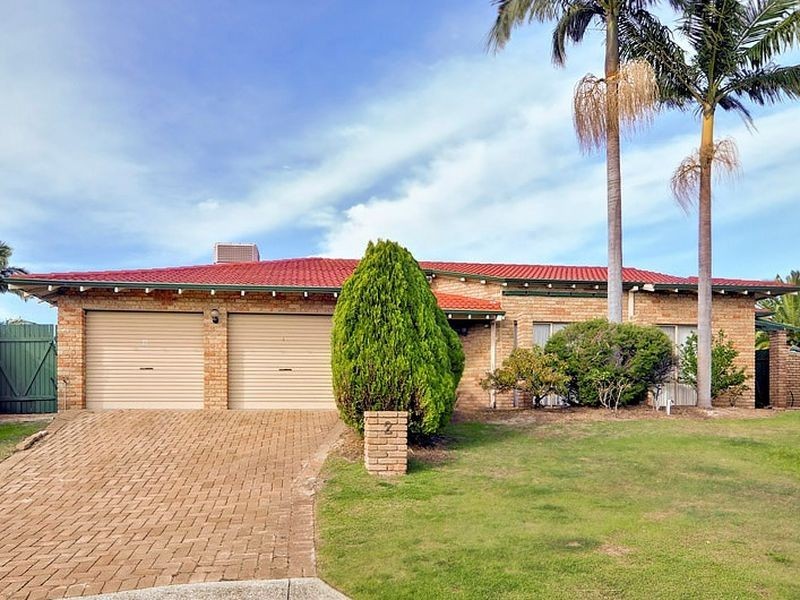 2 Monson Court, Leeming WA 6149