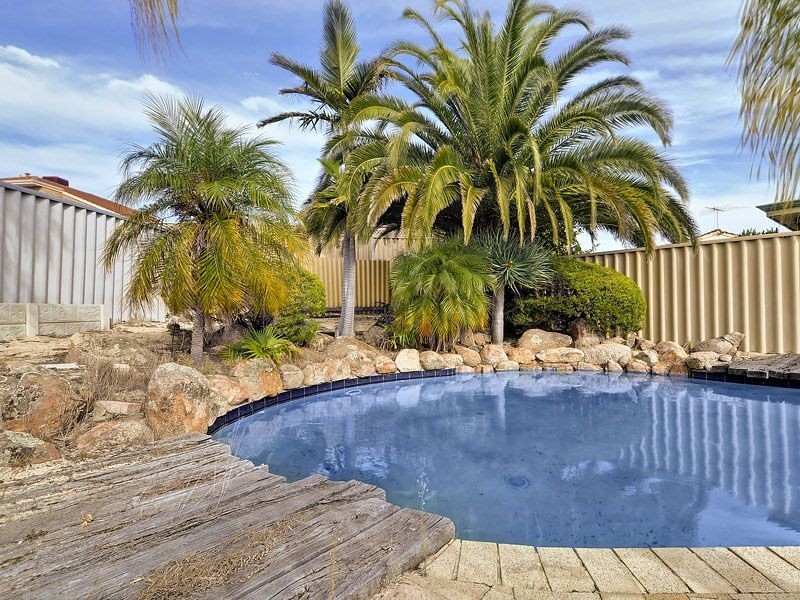 2 Monson Court, Leeming WA 6149