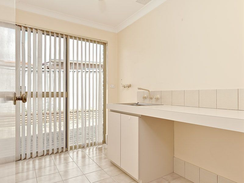 2 Monson Court, Leeming WA 6149