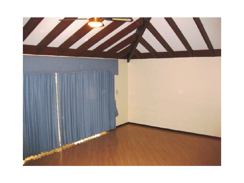 36 McGuiness Drive, Leeming WA 6149