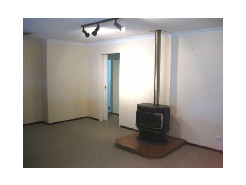 36 McGuiness Drive, Leeming WA 6149