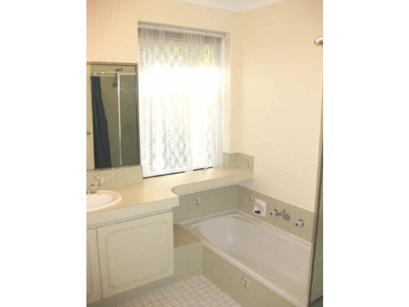 36 McGuiness Drive, Leeming WA 6149