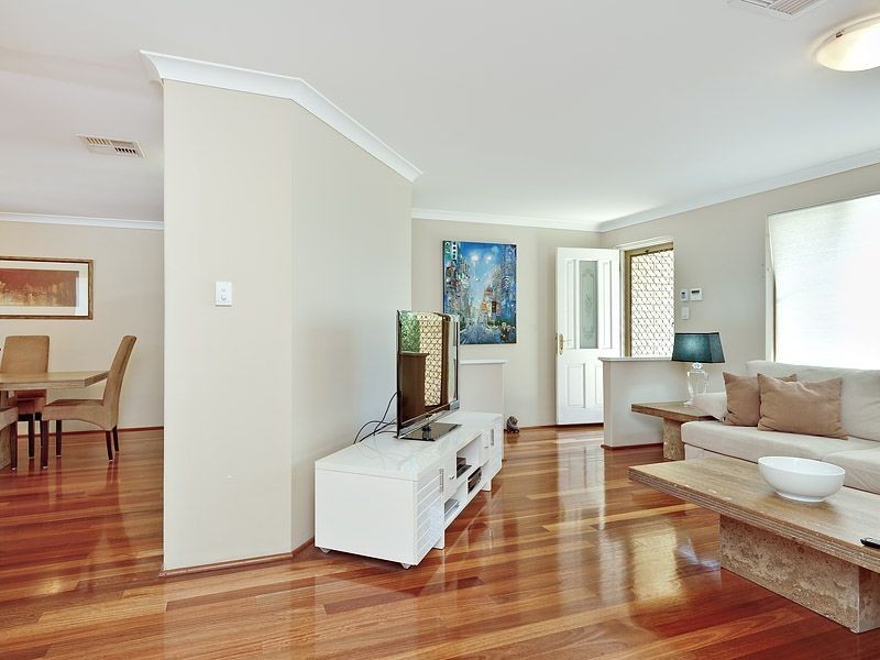 34B Barcombe Way, Leeming WA 6149