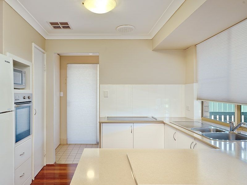 34B Barcombe Way, Leeming WA 6149