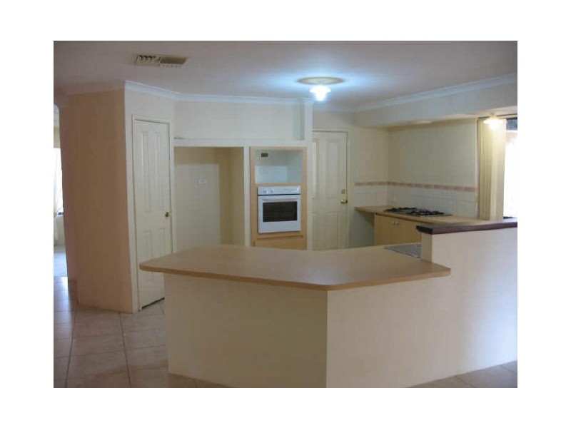 23 Montezuma Loop, Canning Vale WA 6155