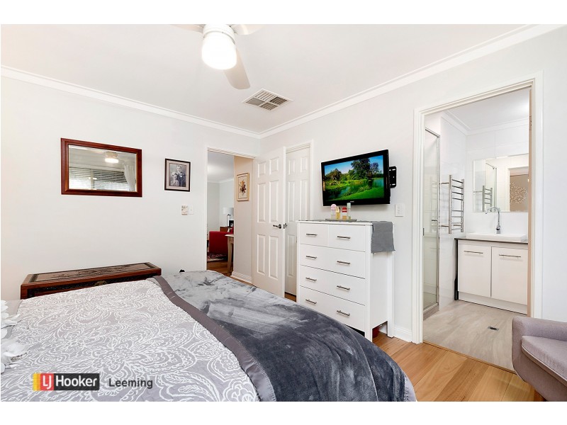 2/3 Wildwood Heights, Leeming WA 6149