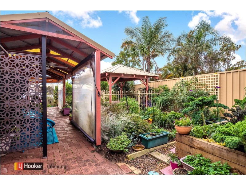 2/3 Wildwood Heights, Leeming WA 6149