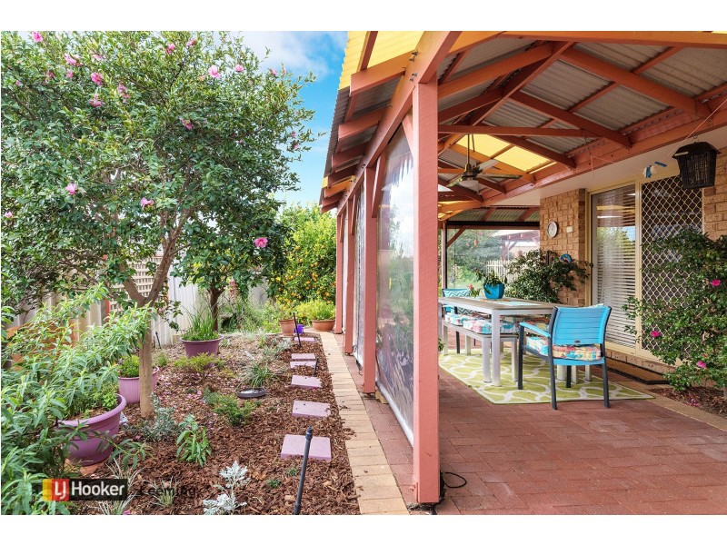 2/3 Wildwood Heights, Leeming WA 6149