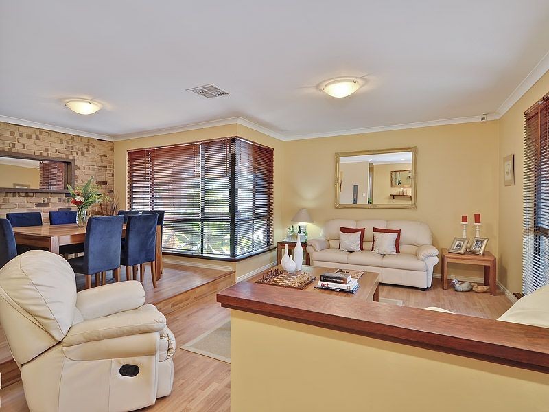 7 Sierra Chase, Leeming WA 6149