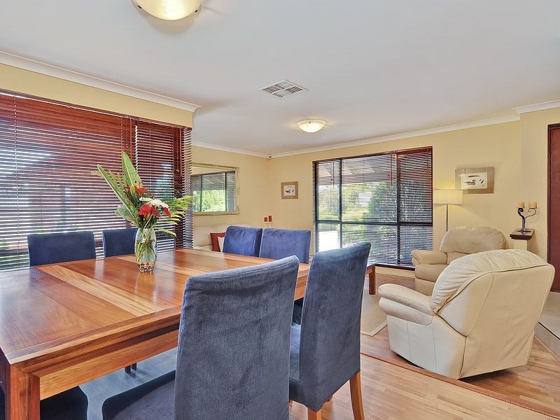 7 Sierra Chase, Leeming WA 6149