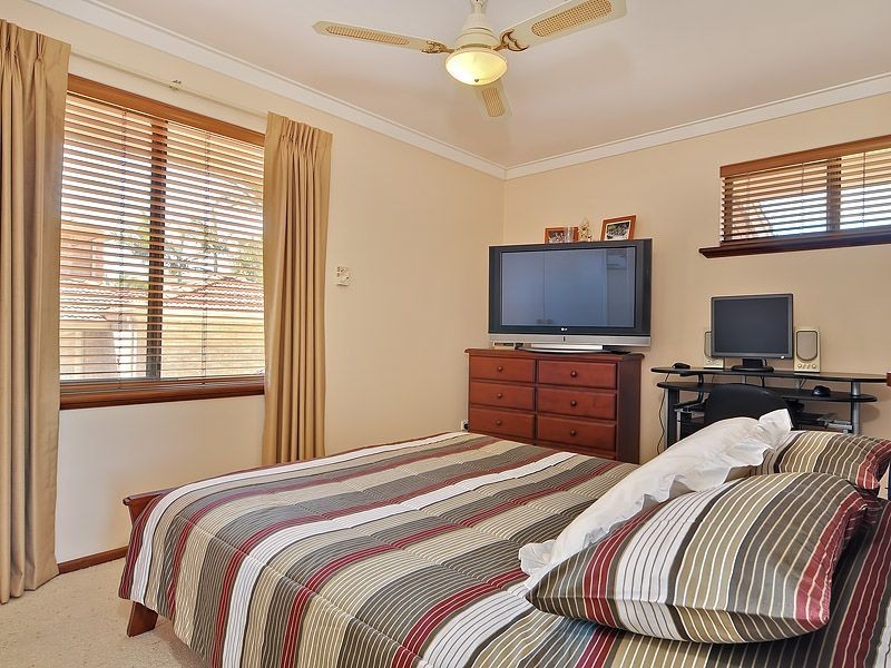 5 Mellor Court, Leeming WA 6149