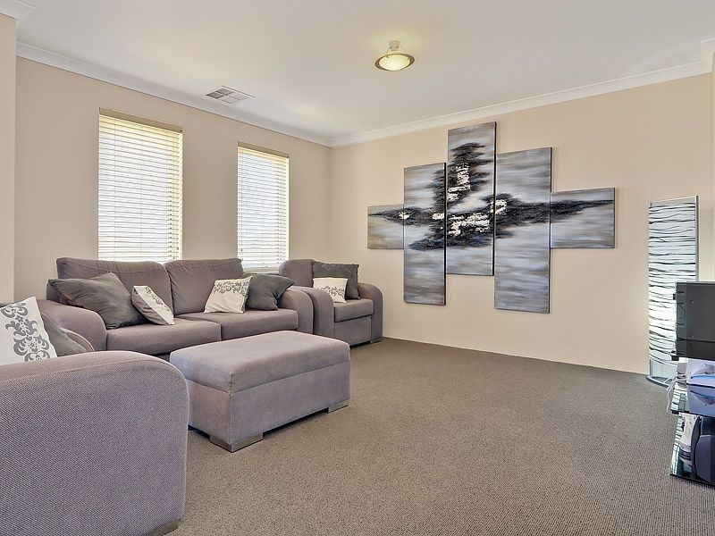 6 Senna Close, Coogee WA 6166