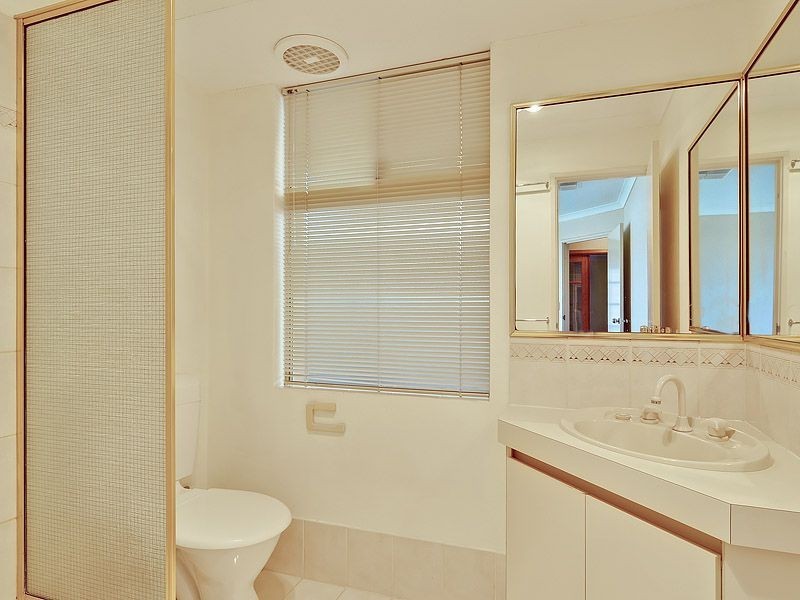 3 Ballard Mews, Success WA 6164