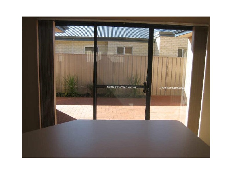 9 Daffodil Road, Canning Vale WA 6155