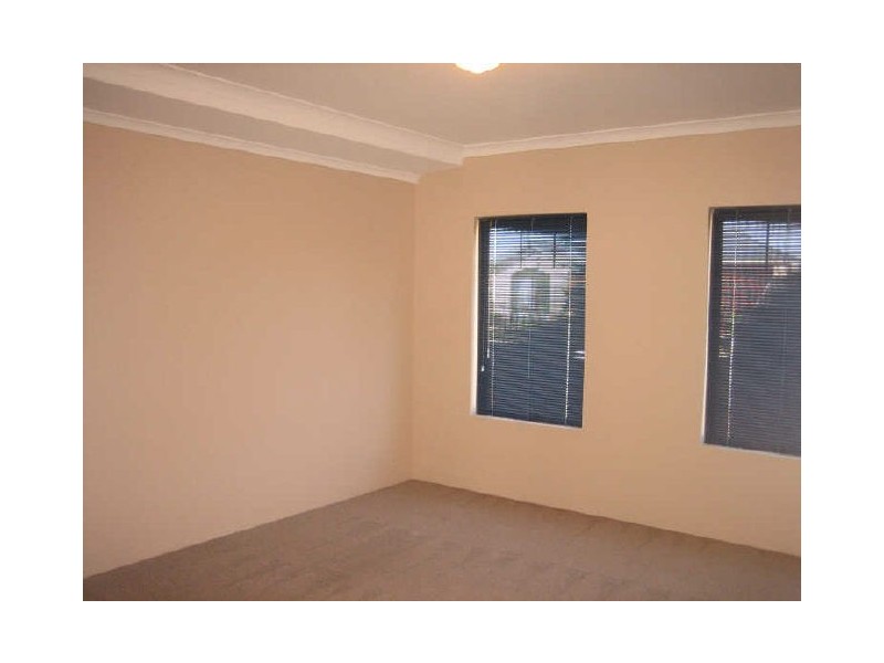 9 Daffodil Road, Canning Vale WA 6155