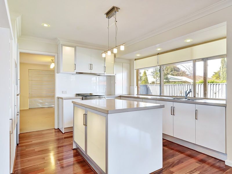 35 Envall Way, Leeming WA 6149