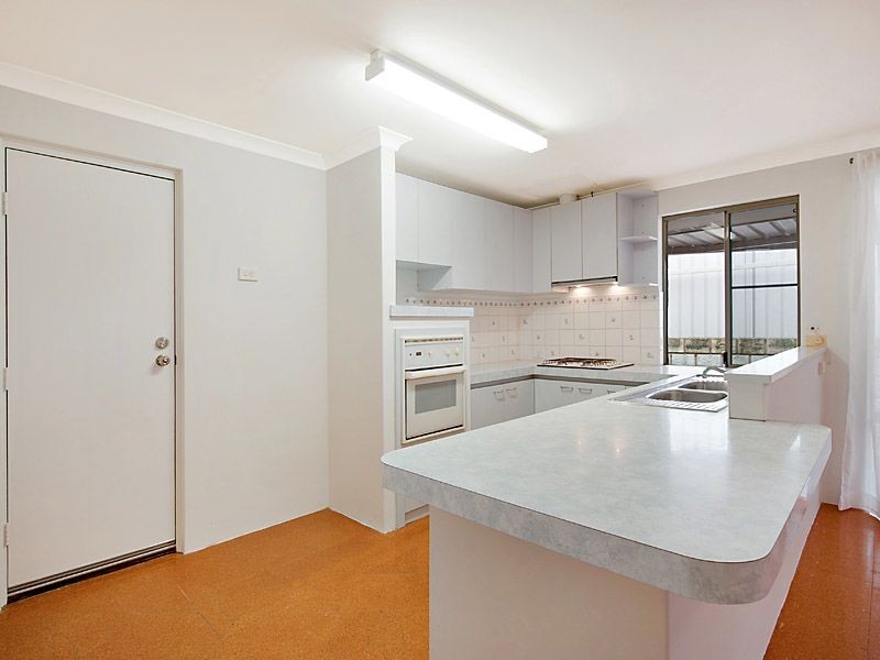 4 Nolin Court, Success WA 6164