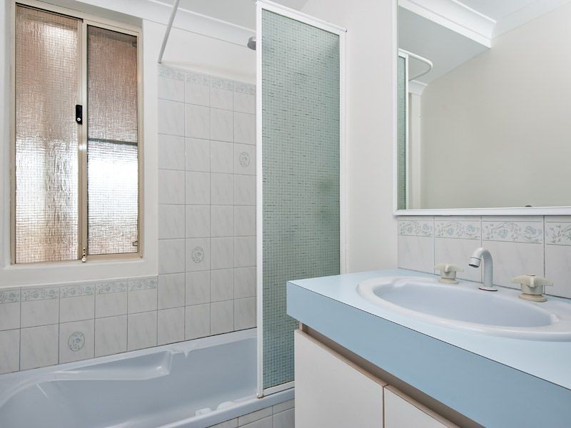 4 Nolin Court, Success WA 6164