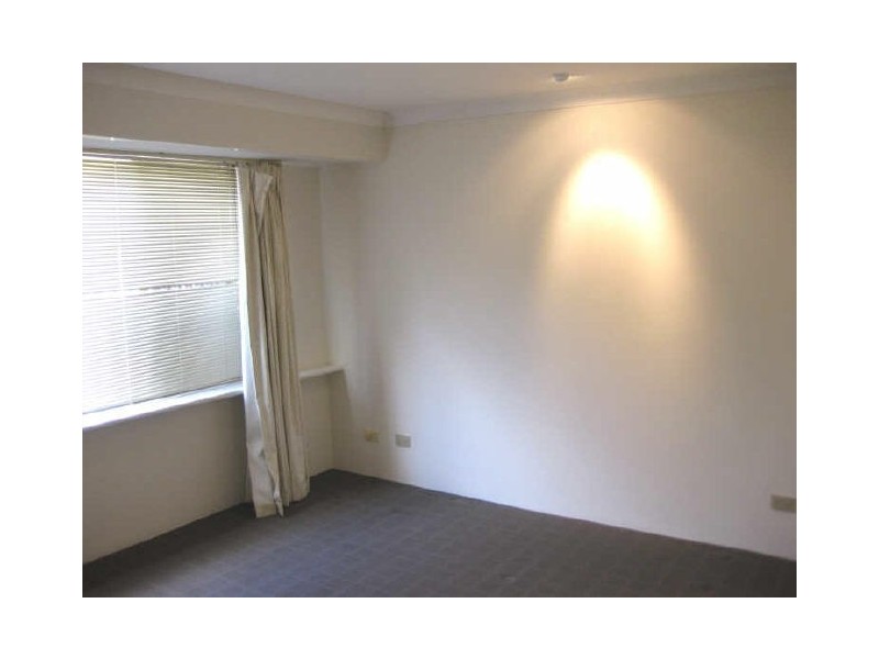 13 Barcombe Way, Leeming WA 6149