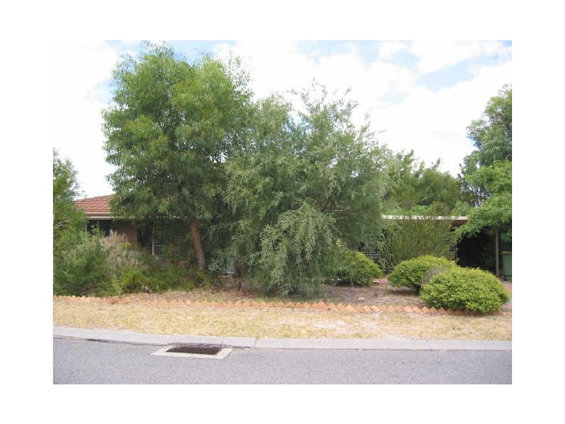 3 Bryden Place, Gosnells WA 6110