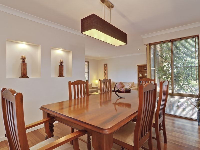 11 Broadbent Loop, Leeming WA 6149
