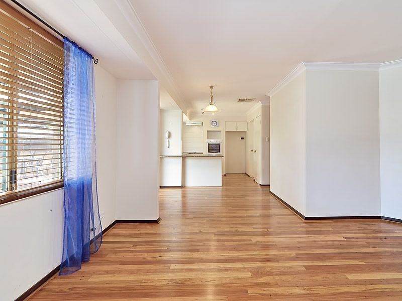 16B Gladstone Road, Leeming WA 6149