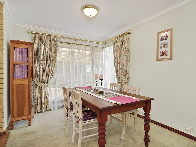 8 Morgan Place, Bibra Lake WA 6163