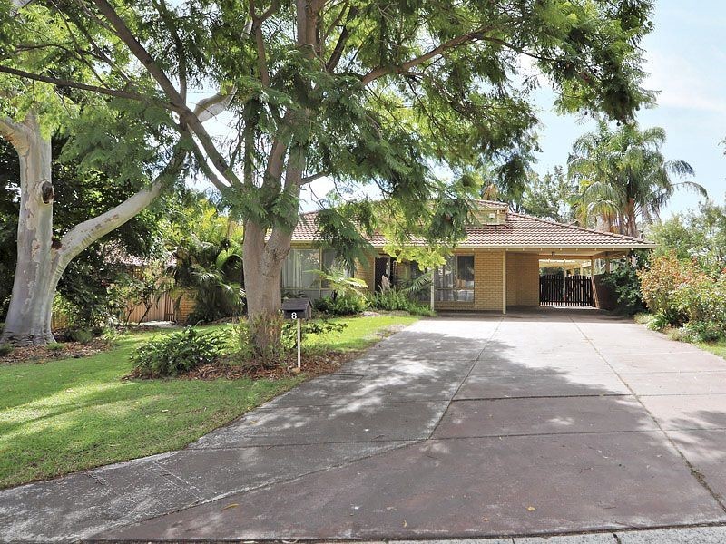 8 Morgan Place, Bibra Lake WA 6163