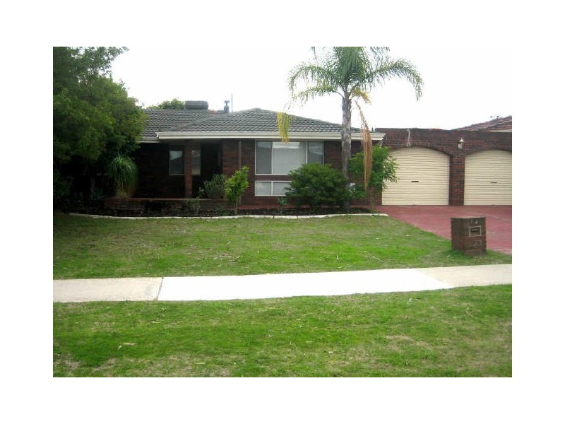 B/14 Bickley Road, Cannington WA 6107