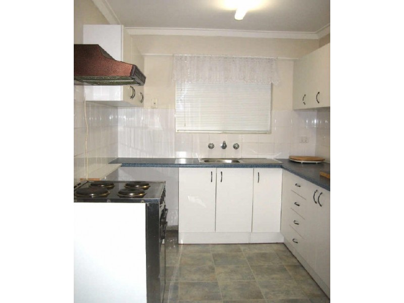 B/14 Bickley Road, Cannington WA 6107