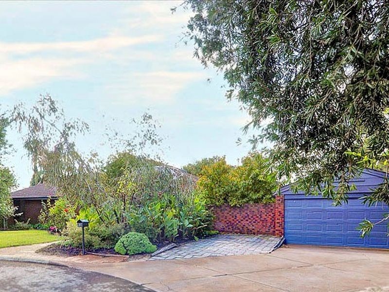 6 Britnall Place, Leeming WA 6149